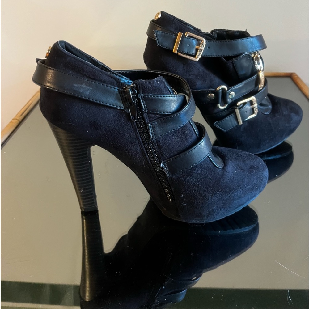 GUESS Platform Heels w/ Gold Detailing